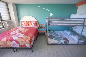 WiFi, bed sheets