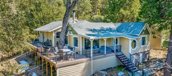Cedar Ridge/Hot Tub/BBQ/Sleeps 8
