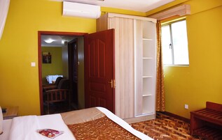 1 habitación y caja de seguridad en la habitación 