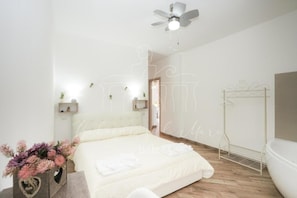 Rom, 1 soverom, balkong, byutsikt | 1 soverom