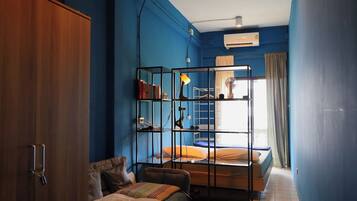 Private room with bathroom | Insonorización, wifi gratis y ropa de cama