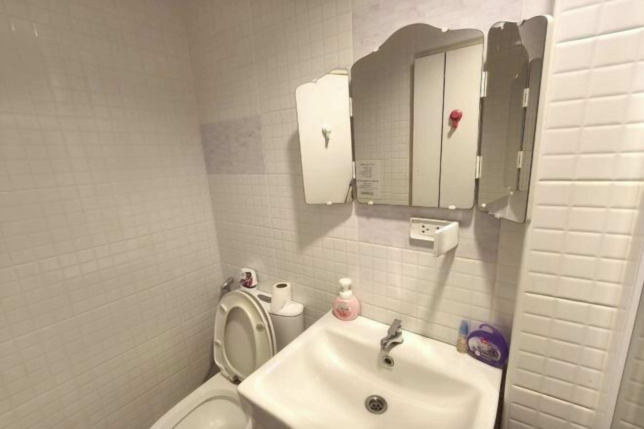 Schallisolierte Zimmer, kostenloses WLAN, Bettwäsche