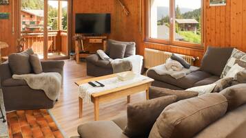 Télévision, cheminée