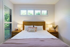 4 Schlafzimmer, Bügeleisen/Bügelbrett, Reisekinderbett, WLAN