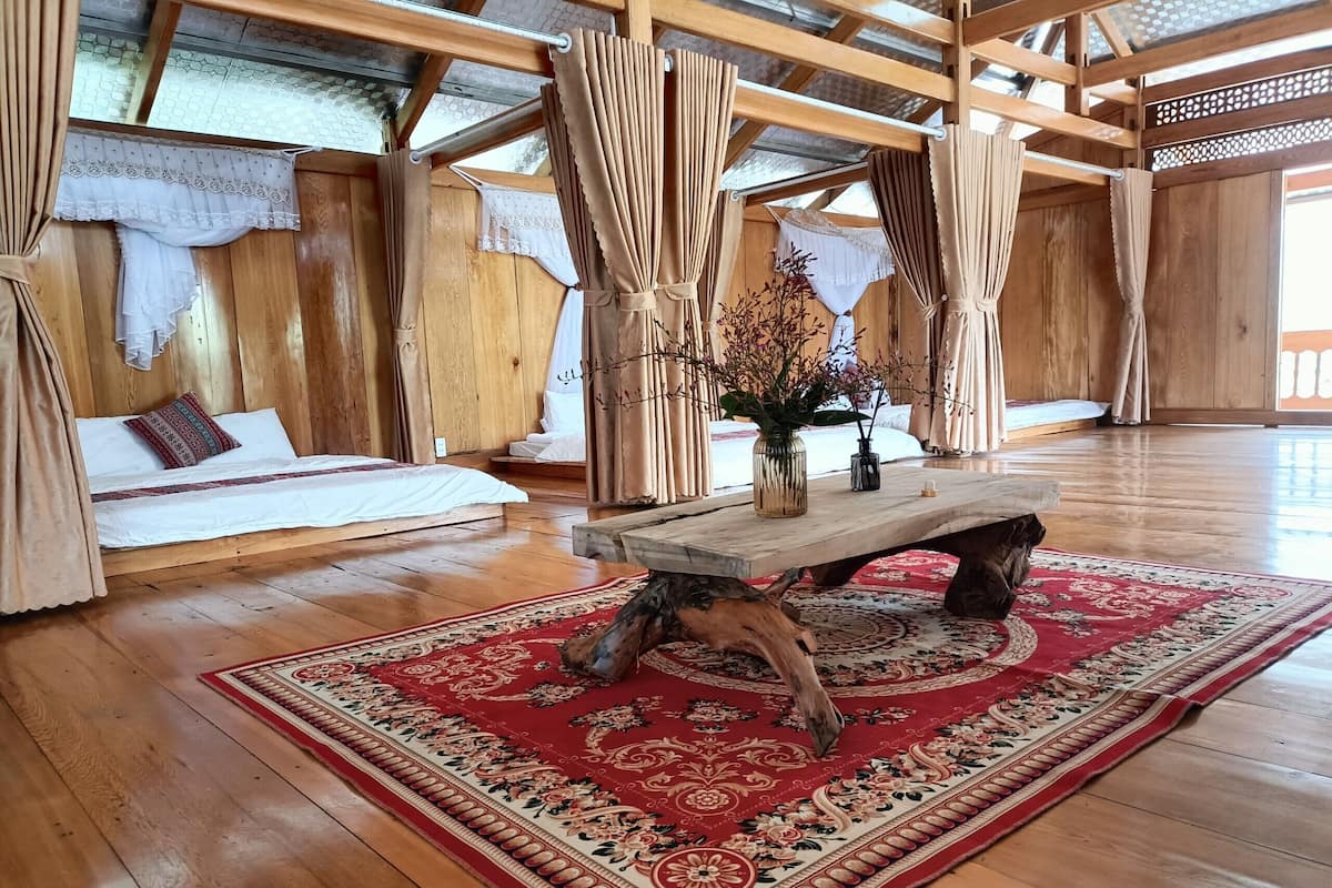 Dormitorio condiviso panoramico | Area soggiorno