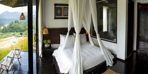 Bungalow - bjergudsigt | 1 soveværelse, premium-sengetøj, dundyner, individuelt design
