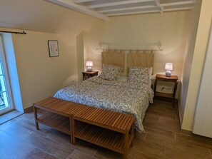 4 bedrooms, free WiFi, bed sheets
