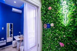 Deluxe Double Room | Hypo-allergenic bedding, memory foam beds, minibar - Terno su Napoli Sanità (Naples)