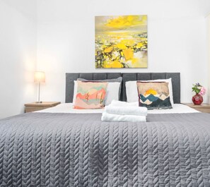 2 chambres, fer et planche Ă repasser, lit parapluie, Wi-Fi gratuit