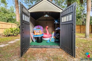 Children's area - Savannah 5BR Pool, Jacuzzi, Firepit, Sports, Games (Savannah)