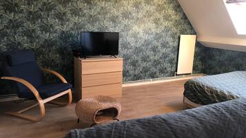 1 bedroom, WiFi, bed sheets