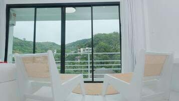 Classic Suite, 1 Bedroom | 1 bedroom, in-room safe, desk, blackout curtains