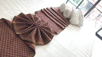 Deluxe Double Room | Desk, laptop workspace, free WiFi, bed sheets