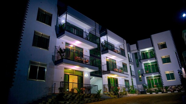 Exterior - Entebbe's Trendy 3 Bedroom Suite (Namulanda)