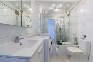 Shower, hair dryer - Tenerife Royal Gardens 8 - Studio (Playa de las Américas)