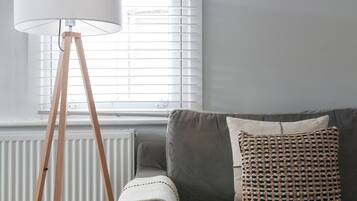 Apartment | Ruang tamu | 37 inci televisyen dengan kabel, Netflix, perkhidmatan penstriman