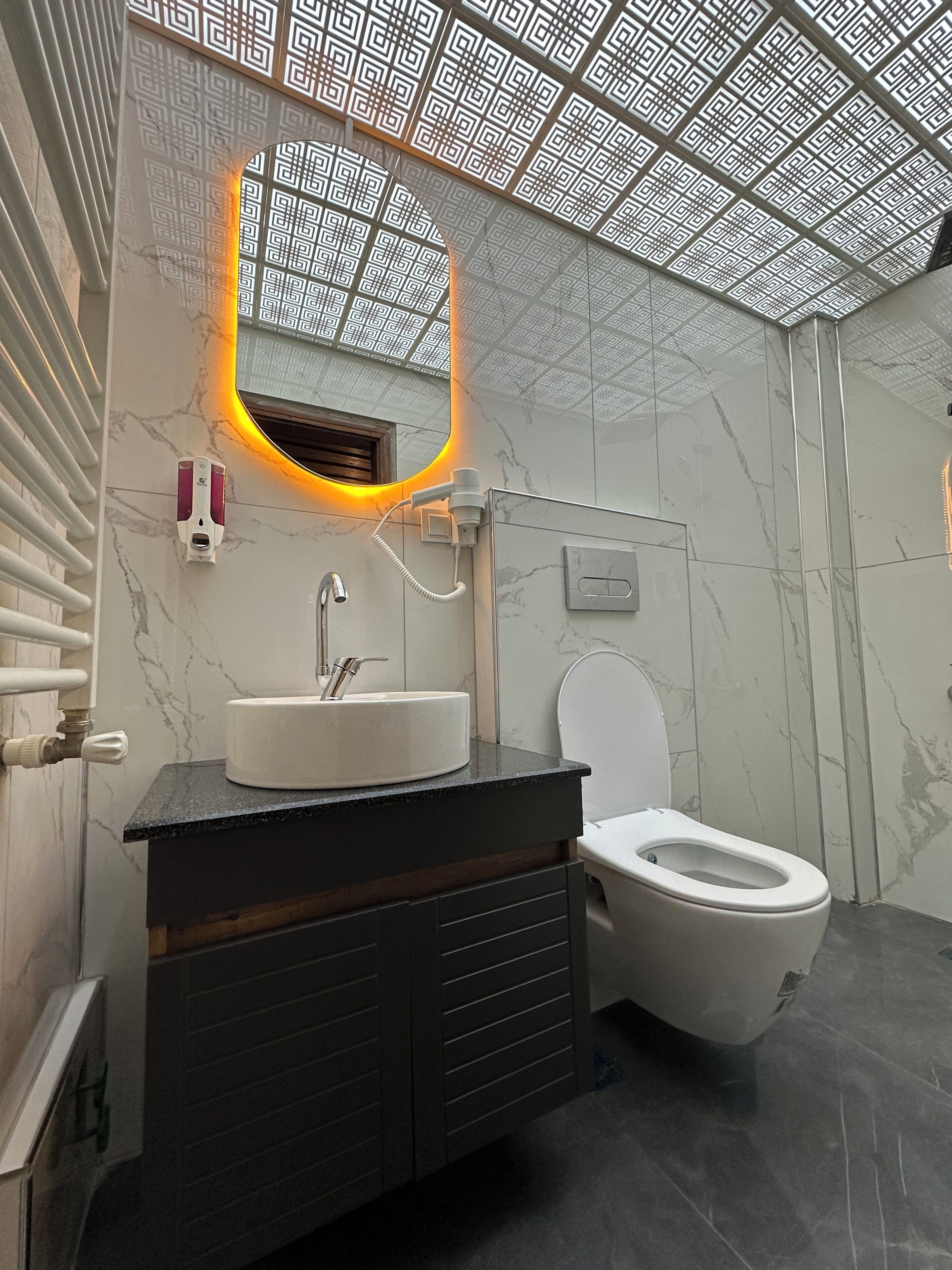 Royal Suite | Minibar, free WiFi, bed sheets