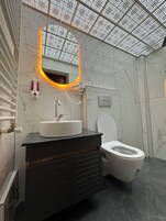Suite Royal | Minibar, wifi gratis, ropa de cama