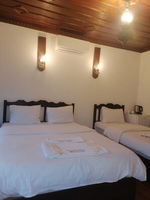 Royal Suite | Minibar, free WiFi, bed sheets - Gönül sefası bütik otel  (Amasya)