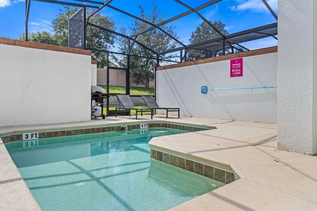 Private pool: Soak up the sun and let the good vibes flow at this amazing elevated pool area.
