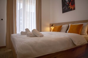 1 bedroom, free WiFi, bed sheets