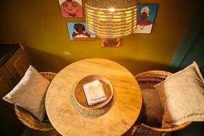 Dining - Experience Serenity: Vacation Homes in Beautiful Arusha.Pet-friendly vacation  (Arusha)