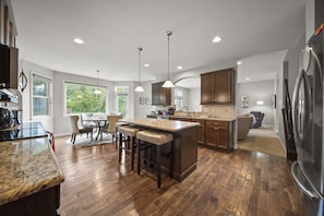 Fridge, microwave, oven, stovetop - Spacious Family Memory Maker w/ Water Views, + 2 Miles to Marina (McCordsville)