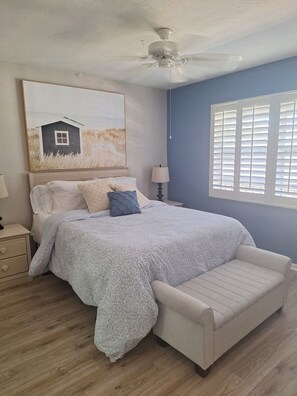 1 chambre, fer et planche à repasser, Wi-Fi, draps fournis