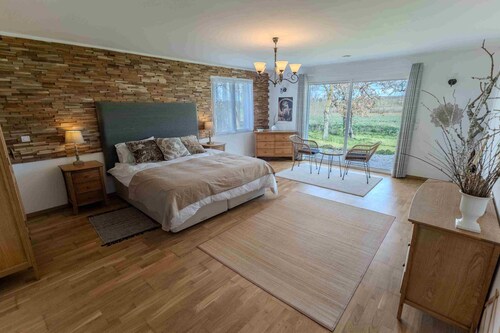 Chez Phil, Chambres D'hôte, Chambre Thème Bois