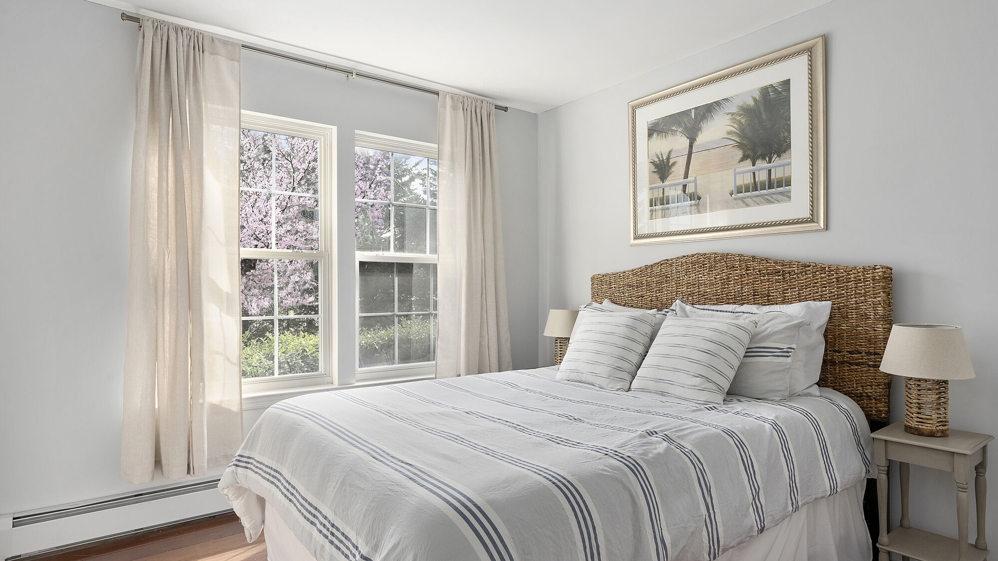 3 bedrooms, in-room safe, desk, iron/ironing board