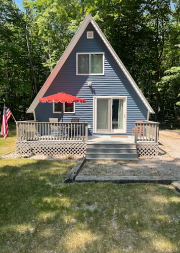A-Frame Cabin: Near Hamlin Lake, Pet Friendly, Trailer Parking