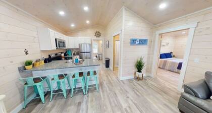 Harbor View Cottage - Unit A