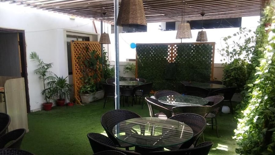 The Elet - Business Hotel