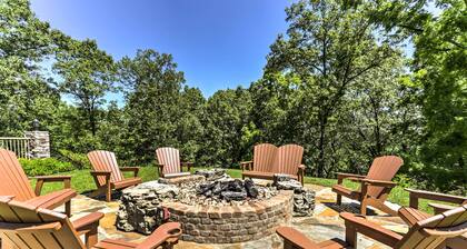 Branson Getaway w/ Indoor & Outdoor Pool Access!