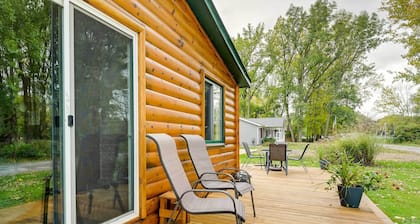 Cozy Bay City Abode w/ Deck & Fire Pit, Near Lakes