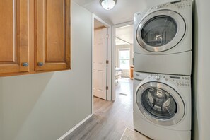 Casa (2 Bedrooms) | Interior
