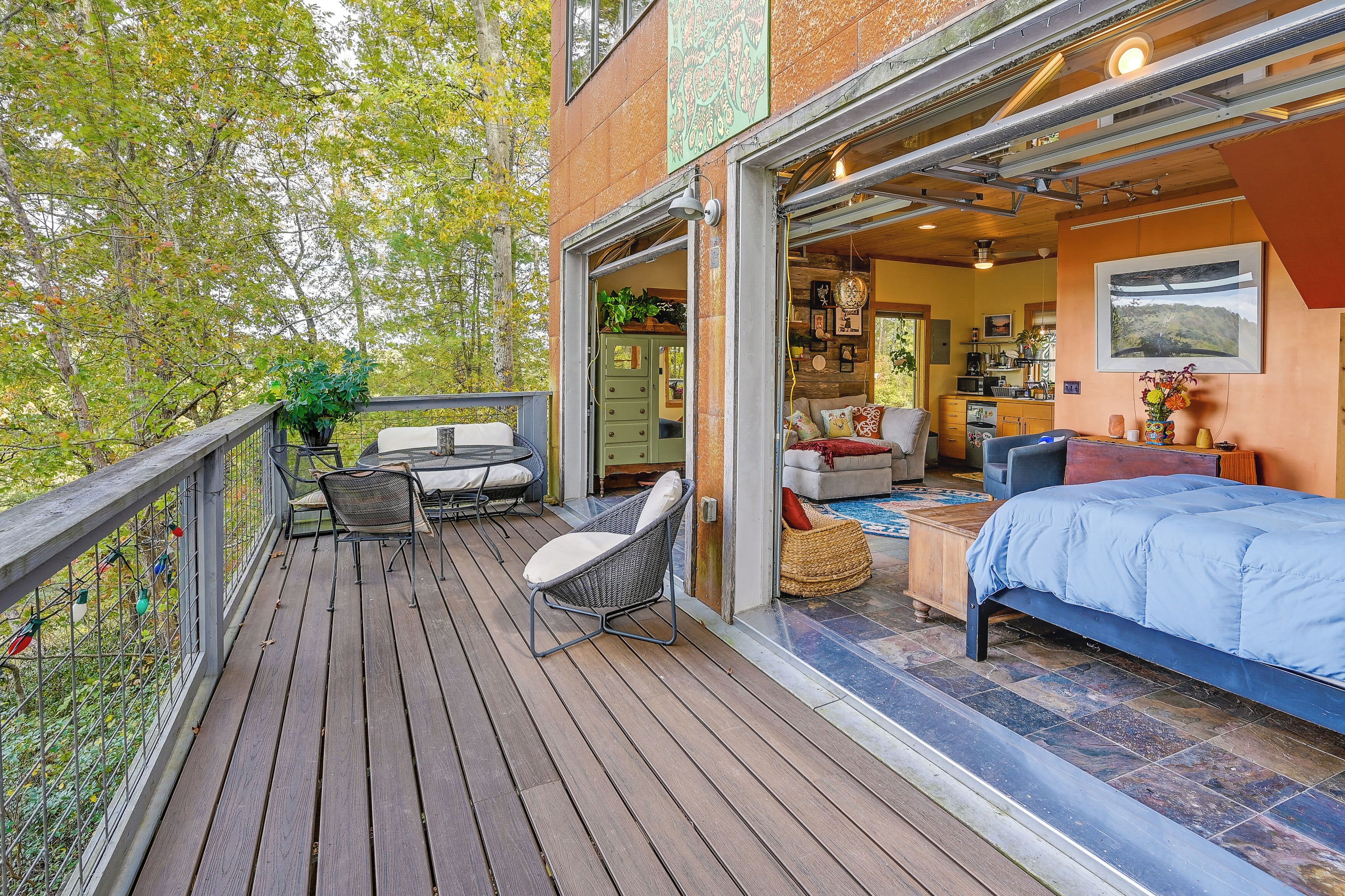 Apartment (0 Bedroom) | Interior