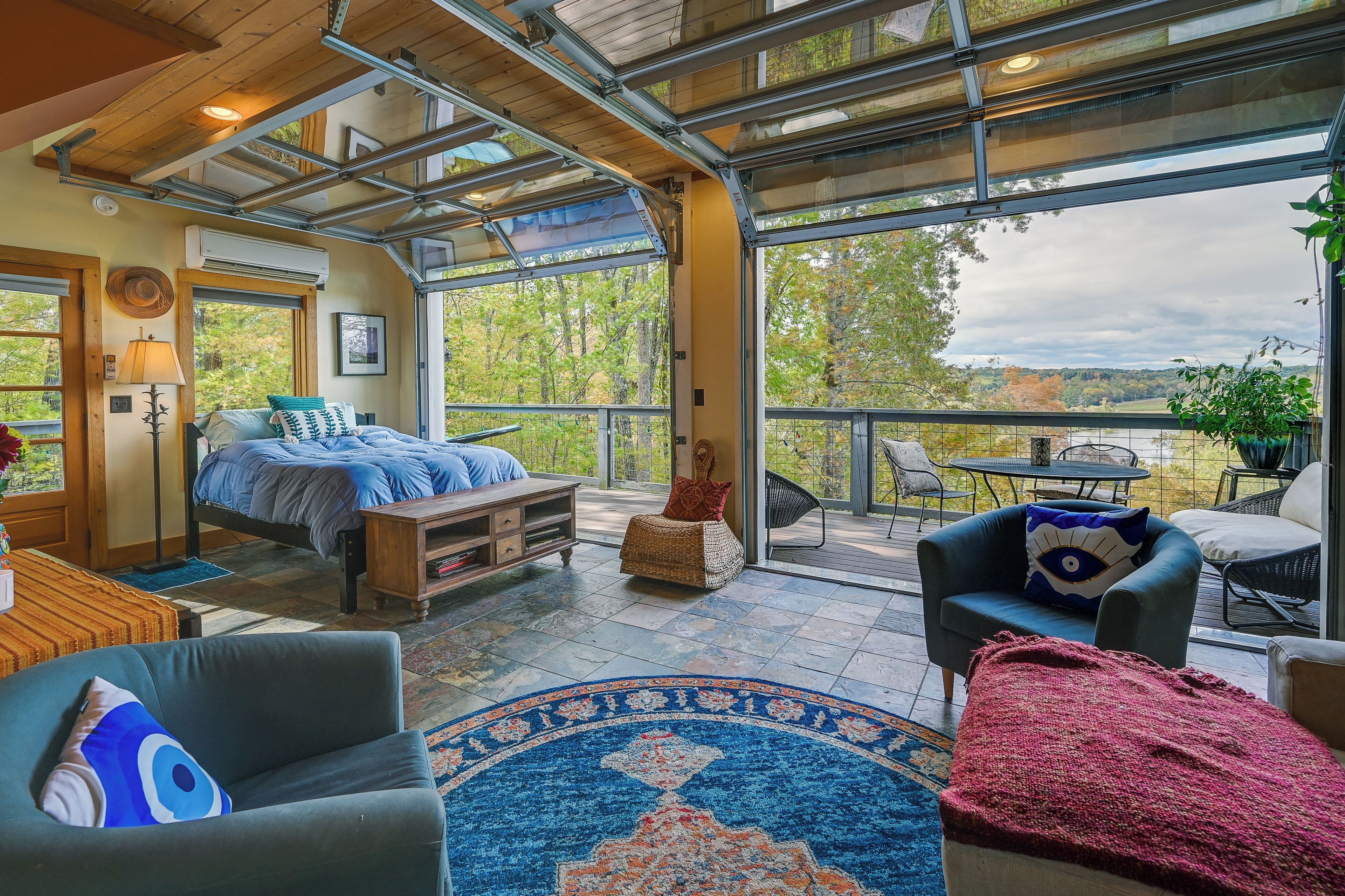 Apartment (0 Bedroom) | Interior