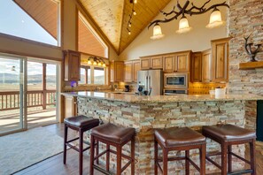 單棟房屋 (3 Bedrooms) | 內部