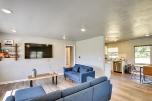 House (3 Bedrooms) | Interior - Vibrant Deland House Near Stetson University! (DeLand)