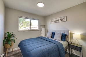Interior - Quiet Pueblo Home w/ Pool Table, 5 Mi to Downtown! (Pueblo)