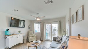 Apartment (1 Bedroom) | Interior - Swim, Tour & Explore! Gulf Shores Condo w/ Balcony (Gulf Shores)
