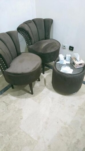 Interior - Hotel Decent Lodge (Multan)