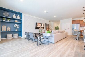 Televisión, videojuegos y tenis de mesa 