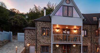 Dandy Villas Karpenisi- Snowflake Private & Lux 3story Chalet - The Snowy Heaven