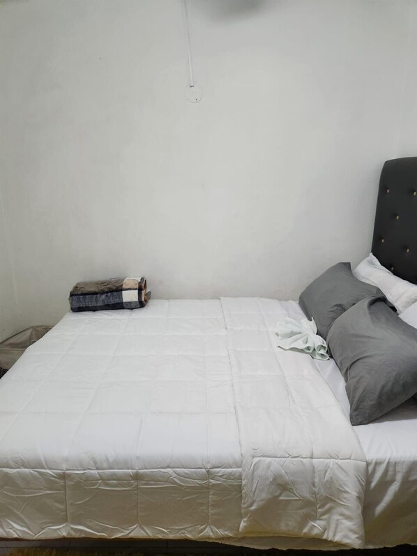 Apartemen Comfort, 1 Tempat Tidur Queen dengan tempat tidur Sofa | 1 kamar tidur, brankas, setrika/meja setrika, dan Wi-Fi gratis