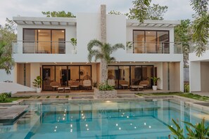 3 bedrooms, down comforters, blackout drapes, free WiFi - Villas Oazis (Taxisco)
