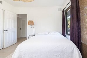 2 soverom, strykejern/-brett, reiseseng for barn og wi-fi (inkludert)