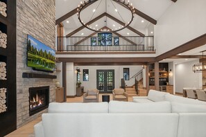 Smart-TV, Kamin, Tischfußball, Tischtennisplatte