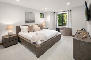 7 bedrooms, iron/ironing board, travel crib, free WiFi